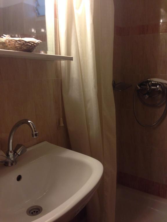 Noufara Hotel Kaména Vúrla Kültér fotó